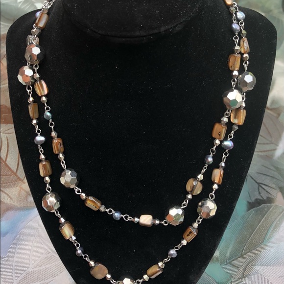 Cookie Lee Iridescent Beaded Necklace - Picture 1 of 4